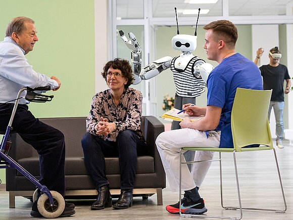 Einladung - Robotik und Forschung erleben