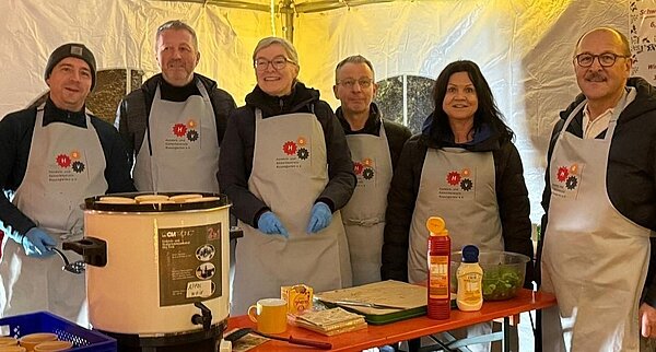 Schwaben-Burger feiert Premiere – HGV-Rosengarten spendet Erlös